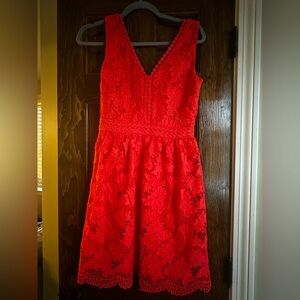 Lace V-Neck Sleeveless Dress